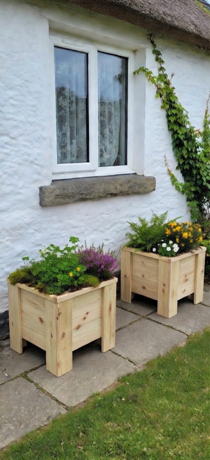 Timber Square Planter